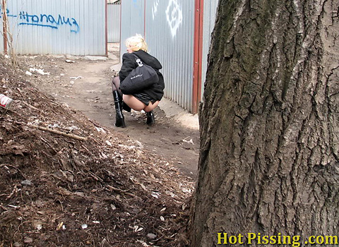 Hot pissing