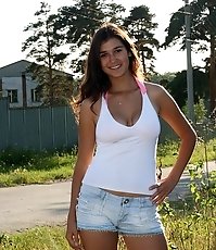 Girls show their nips down blouse