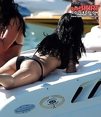 Quick bikini slip off babes nips